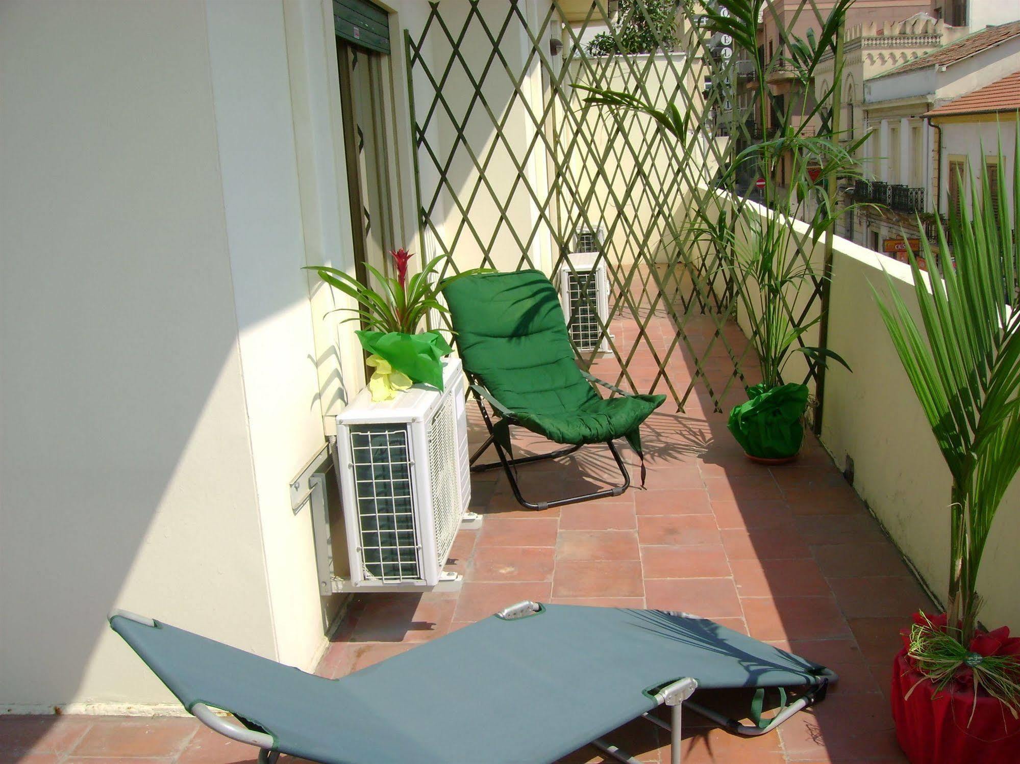 Attico Bed and Breakfast Reggio Calabria Esterno foto