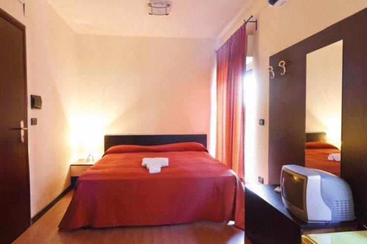 Attico Bed and Breakfast Reggio Calabria Esterno foto